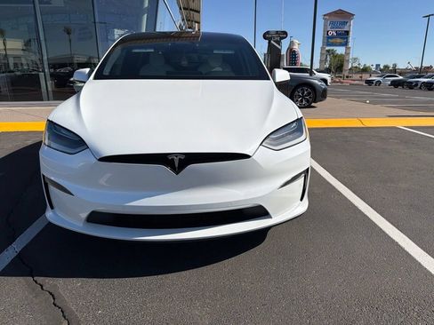 Used 2022 Tesla Model X AWD/4WD image 2