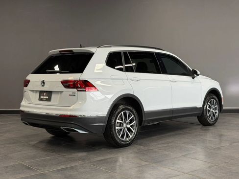 Used 2018 Volkswagen Tiguan SE AWD/4WD image 5
