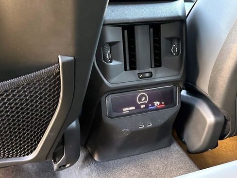 New 2026 BMW X3 xDrive30 w/ Premium Package image 16