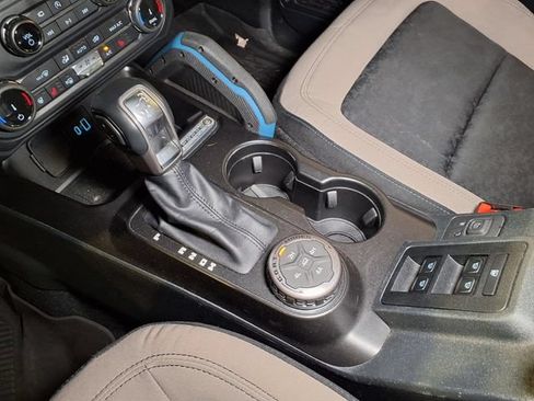 Used 2022 Ford Bronco Wildtrak AWD/4WD image 9