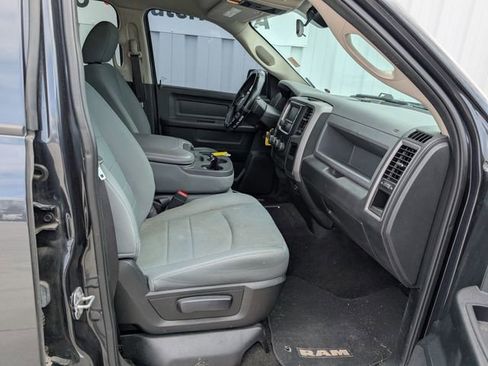 Used 2017 RAM 1500 Express w/ Express Value Package image 17