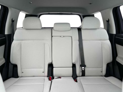 New 2026 Hyundai Santa Fe SE image 17