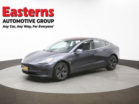 Used 2018 Tesla Model 3 Long Range image 54