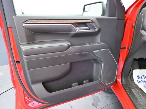 Used 2023 GMC Sierra 1500 SLE AWD/4WD image 18