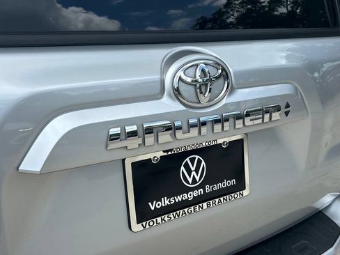 Used 2021 Toyota 4Runner SR5 Premium w/ Moonroof Package RWD image 28