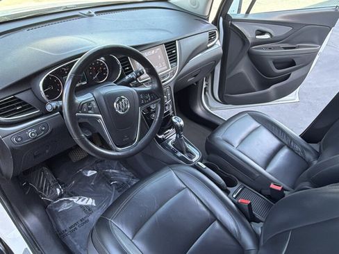 Used 2018 Buick Encore Essence image 23