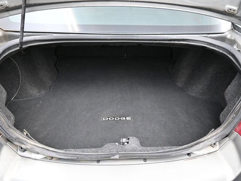 Used 2012 Dodge Avenger SXT image 25