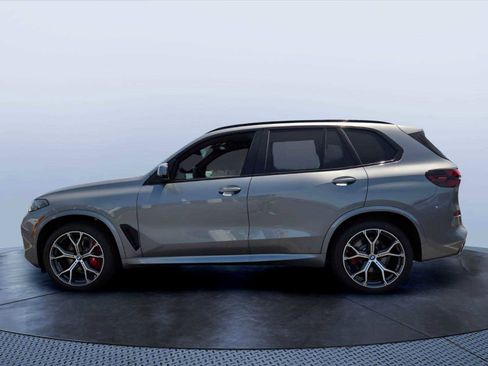 New 2026 BMW X5 sDrive40i w/ M Sport Package RWD image 3
