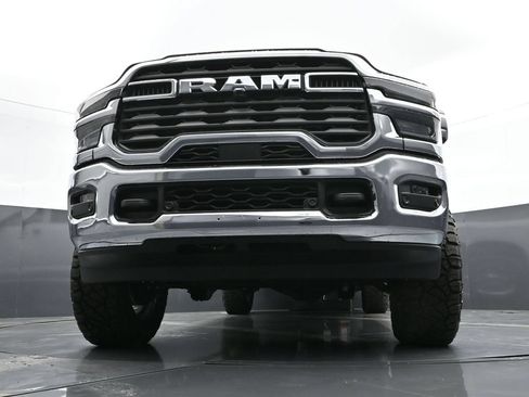 New 2026 RAM 2500 Tradesman AWD/4WD image 37