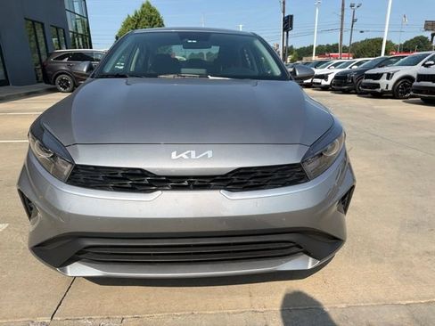 Used 2024 Kia Forte LXS FWD image 4