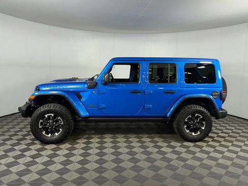 Used 2024 Jeep Wrangler Unlimited Rubicon 4xe AWD/4WD image 10
