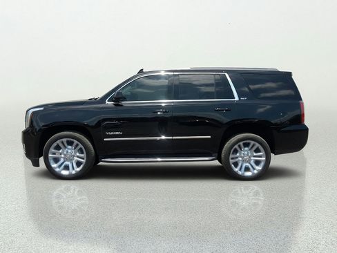 Used 2018 GMC Yukon SLT w/ Premium Edition RWD image 4