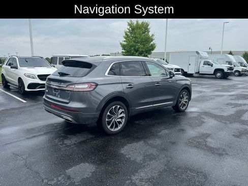 Used 2022 Lincoln Nautilus Reserve AWD/4WD image 5