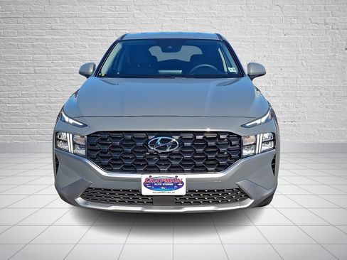 Used 2023 Hyundai Santa Fe SE AWD/4WD image 2