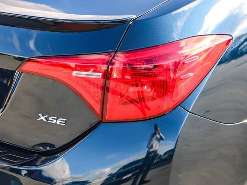 Used 2019 Toyota Corolla XSE w/ Carpet Mat Package (TMS) FWD image 10