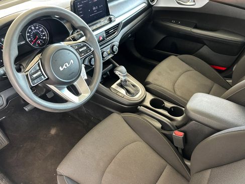 Used 2023 Kia Forte LXS image 10