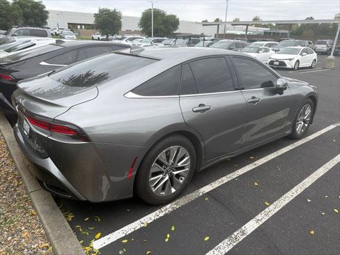 Certified 2023 Toyota Mirai w/ Advanced Technology Package RWD image 5