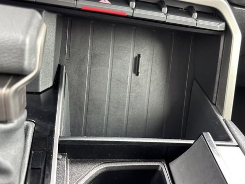 Used 2023 Toyota Sequoia Limited image 46