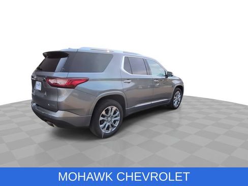 Used 2018 Chevrolet Traverse Premier AWD/4WD image 8