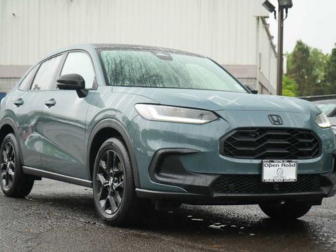 Used 2025 Honda HR-V Sport image 1