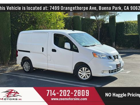 Used 2017 Nissan NV200 SV w/ Technology Package FWD image 1