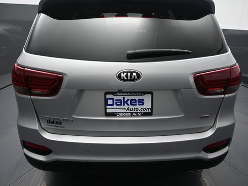 Used 2020 Kia Sorento LX w/ LX I4 Convenience Package image 33