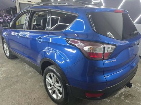 Used 2018 Ford Escape SE w/ SE Sport Appearance Package AWD/4WD image 2