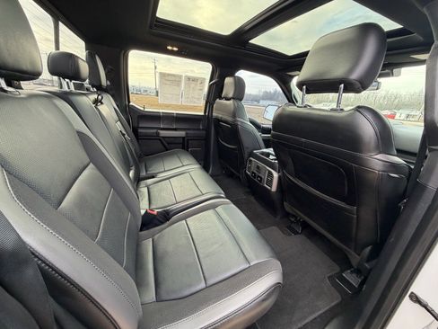 Used 2019 Ford F150 Raptor w/ Equipment Group 802A Luxury image 28