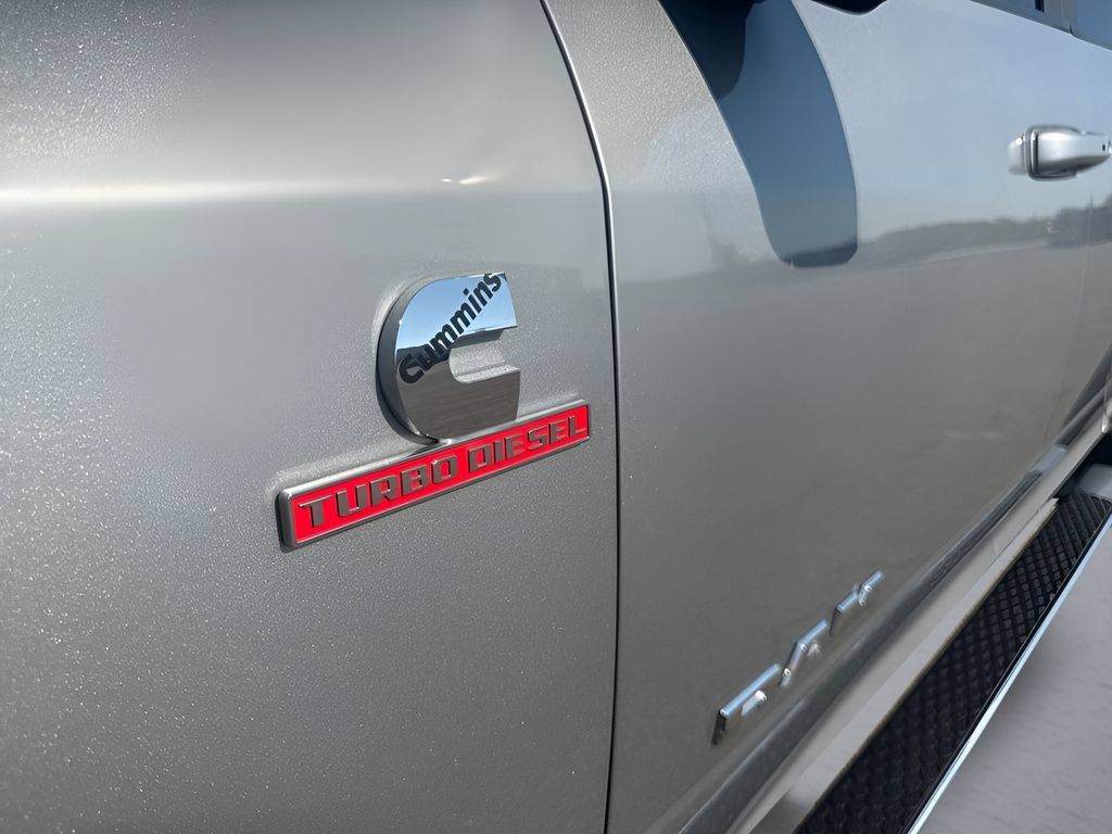 Used 2024 RAM 3500 Laramie w/ Towing Technology Group AWD/4WD image 41