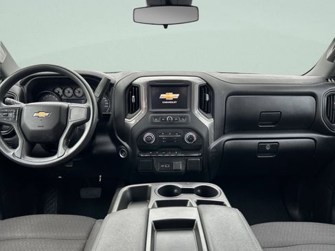 Used 2022 Chevrolet Silverado 1500 Custom image 17