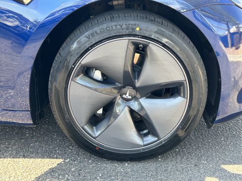 Used 2018 Tesla Model 3 Long Range RWD image 7