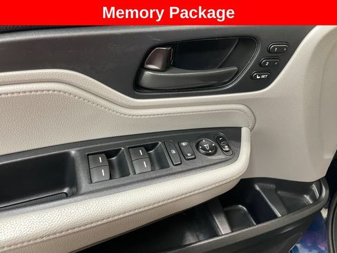 Used 2020 Honda Odyssey EX-L image 10
