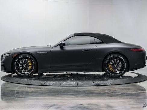 Used 2022 Mercedes-Benz SL 55 AMG 4MATIC image 10