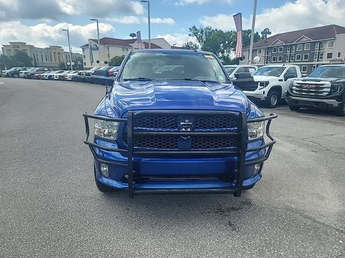 Used 2017 RAM 1500 Express AWD/4WD image 2