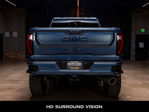 Used 2025 GMC Sierra 2500 Denali Ultimate w/ Max Trailering Package image 8