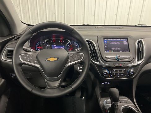 Certified 2023 Chevrolet Equinox LT w/ Driver Convenience Package image 12