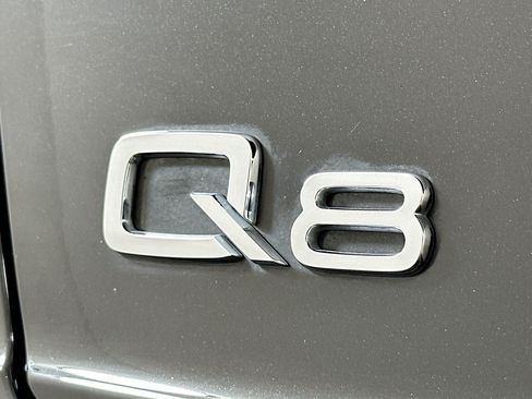 Used 2023 Audi Q8 Premium Plus w/ Premium Plus Package AWD/4WD image 10