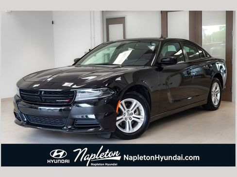 Used 2023 Dodge Charger SXT RWD image 1
