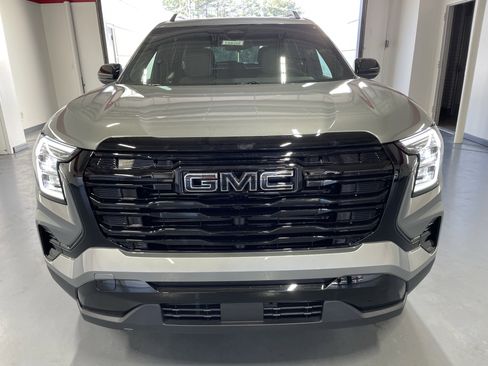 New 2026 GMC Terrain Elevation w/ Elevation Premium Package image 2