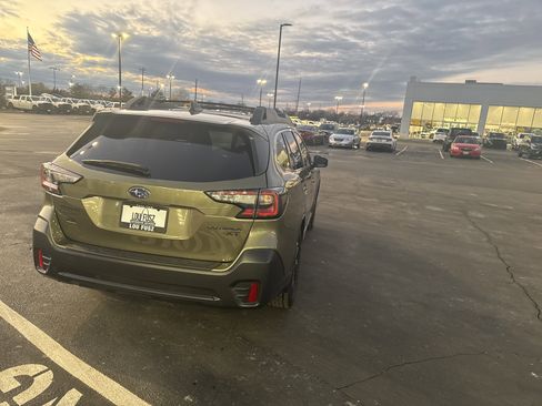 Used 2020 Subaru Outback Onyx Edition XT w/ Popular Package #2 image 4