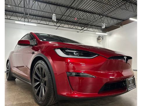 Used 2025 Tesla Model X AWD/4WD image 6