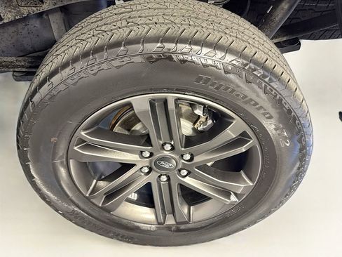 Used 2022 Ford F150 Lariat w/ Equipment Group 502A High image 31