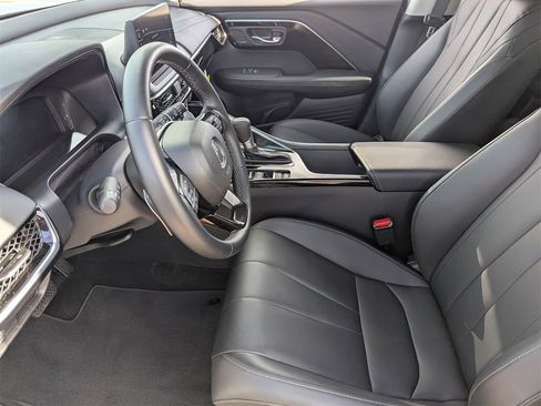 Certified 2025 Acura ADX FWD image 23