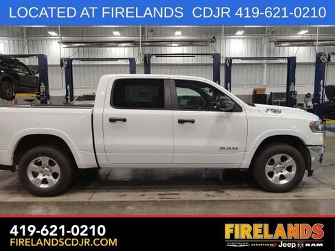 New 2026 RAM 1500 Big Horn AWD/4WD image 9