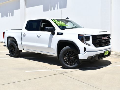 New 2026 GMC Sierra 1500 Elevation AWD/4WD image 2