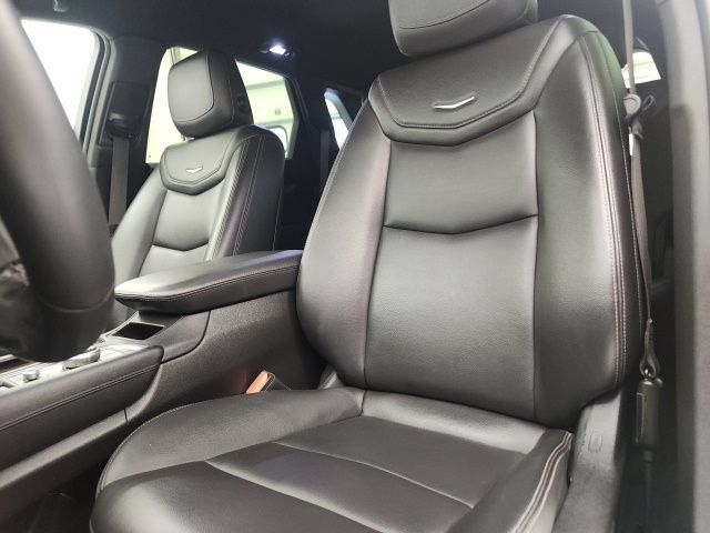 Used 2024 Cadillac XT5 Luxury FWD image 45