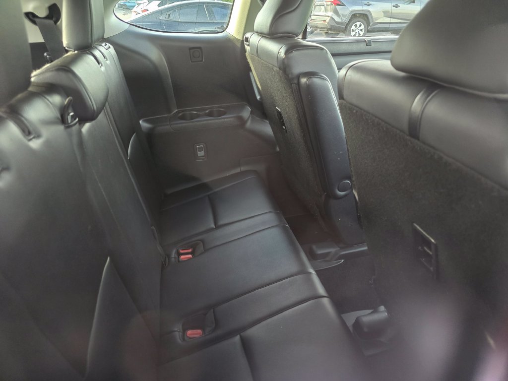Certified 2021 Toyota Highlander XLE FWD image 12