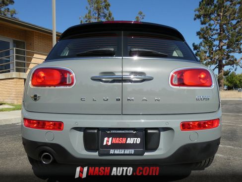 Used 2017 MINI Cooper Clubman FWD image 10