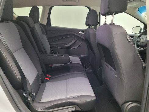 Used 2017 Ford Escape SE FWD image 19