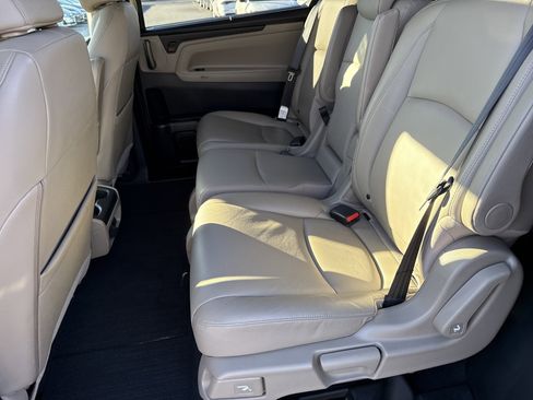 Used 2018 Honda Odyssey EX-L image 31